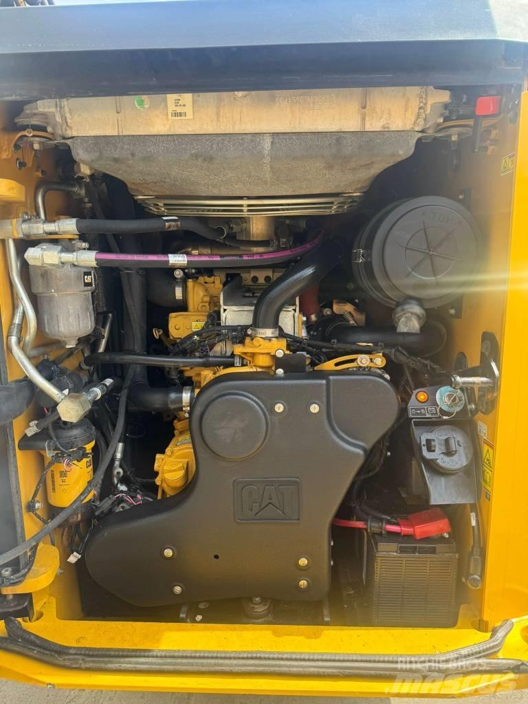 CAT 299 D3 Kompaktlaadurid