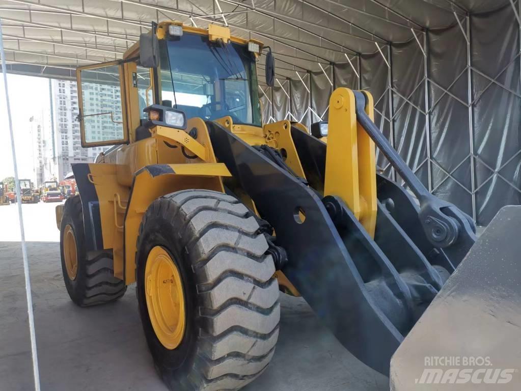 Volvo L 120 E Rataslaadurid