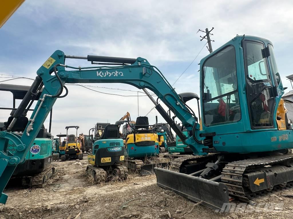 Kubota 30 Roomikekskavaatorid