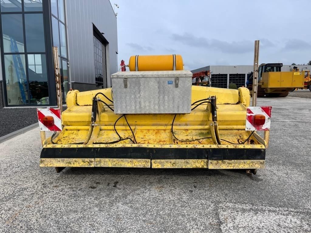 Bomag BSF 2500 Asfaldi taaskasutuse masinad