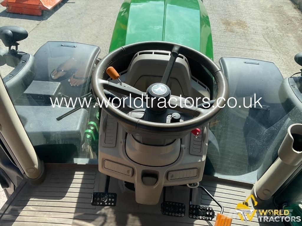 John Deere 6215 R Traktorid