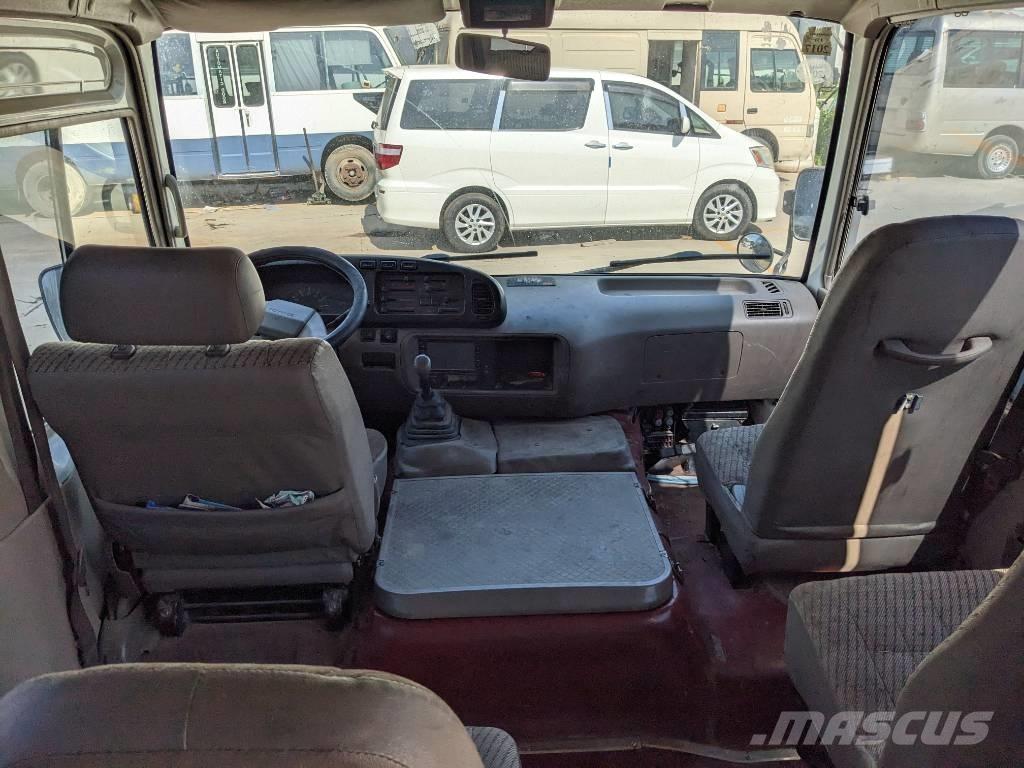 Toyota Coaster Bus Väikebussid