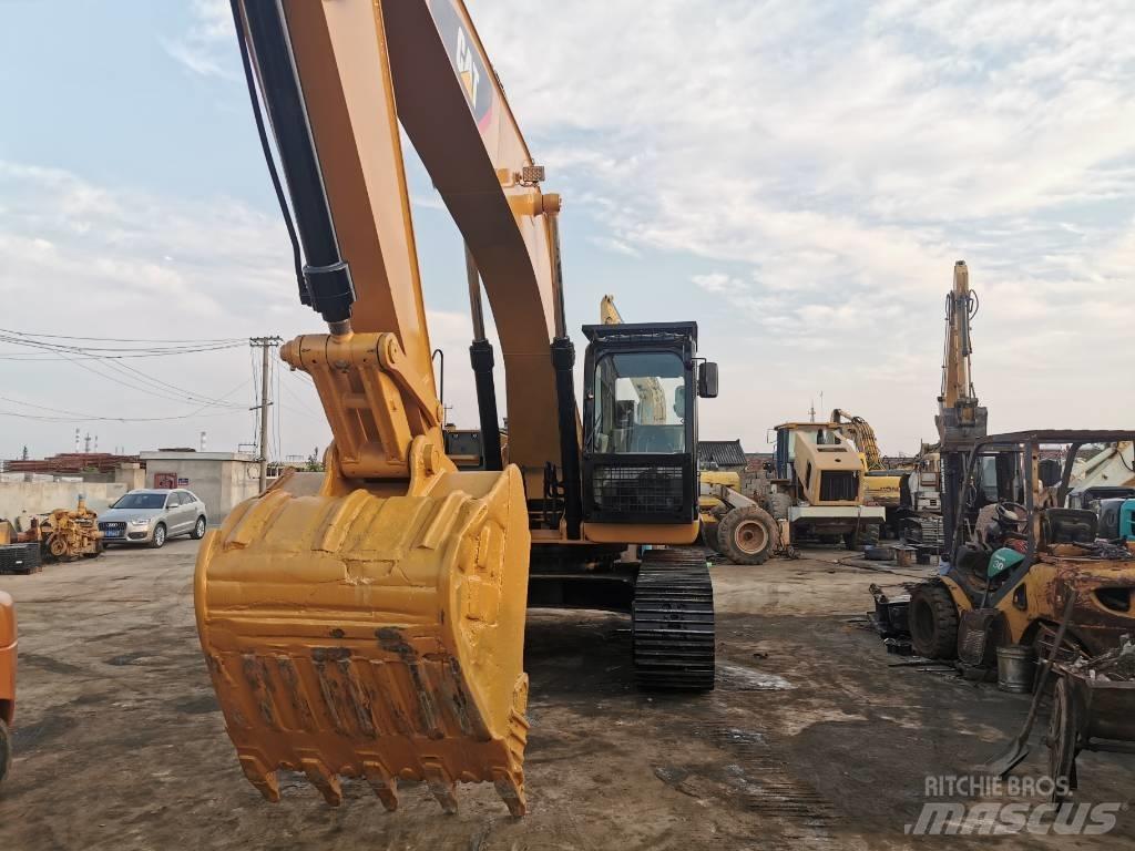 CAT 330DL Roomikekskavaatorid