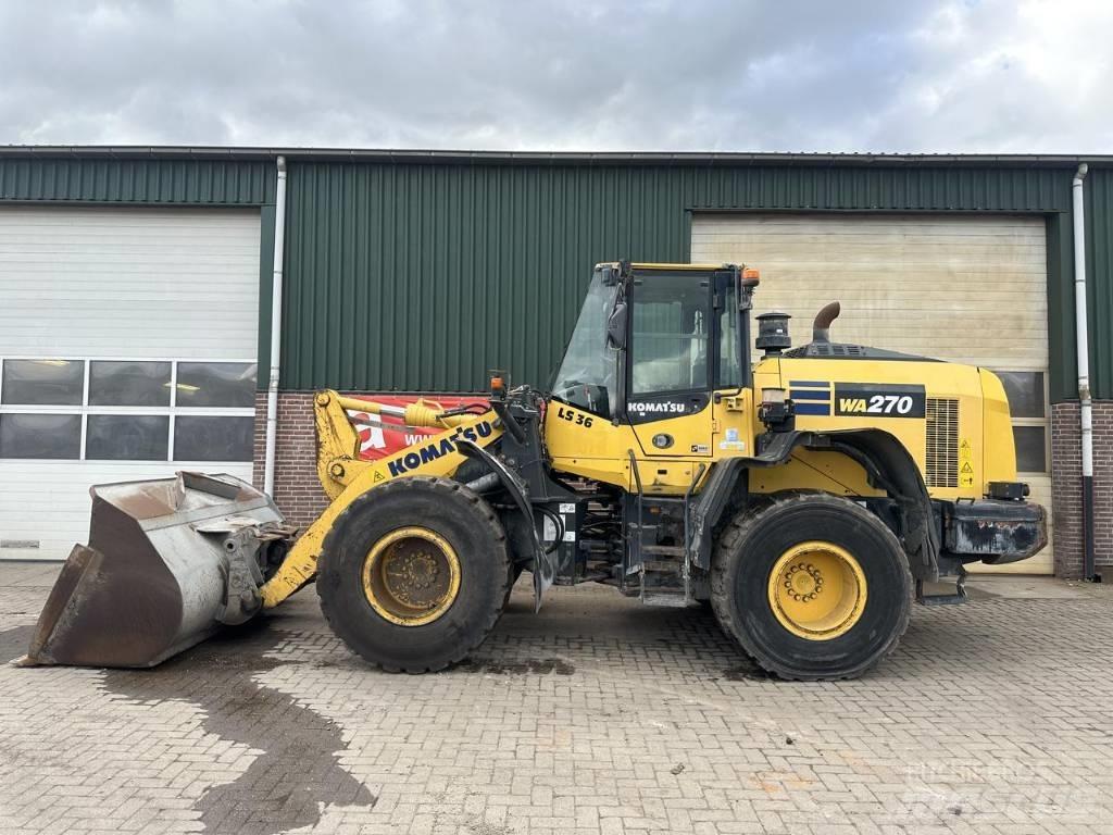 Komatsu WA270 8 Rataslaadurid