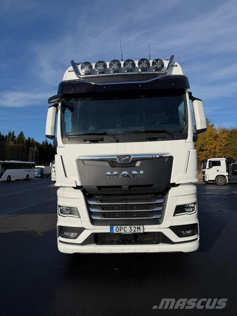 MAN 26.510 6X2-4 Furgoonautod