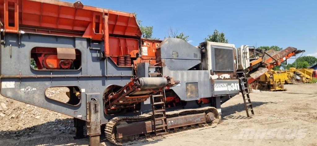 Sandvik QJ 341 Iseliikuvad purustid