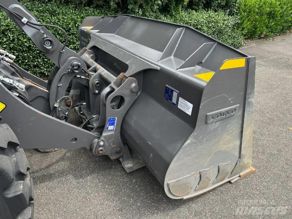 Volvo L 60 H Rataslaadurid