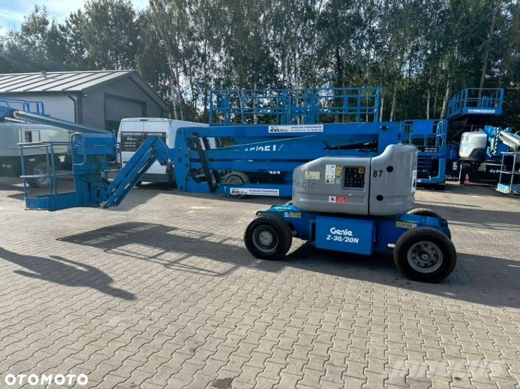 Genie Z 45/25 Iseliikuvad poomtõstukid
