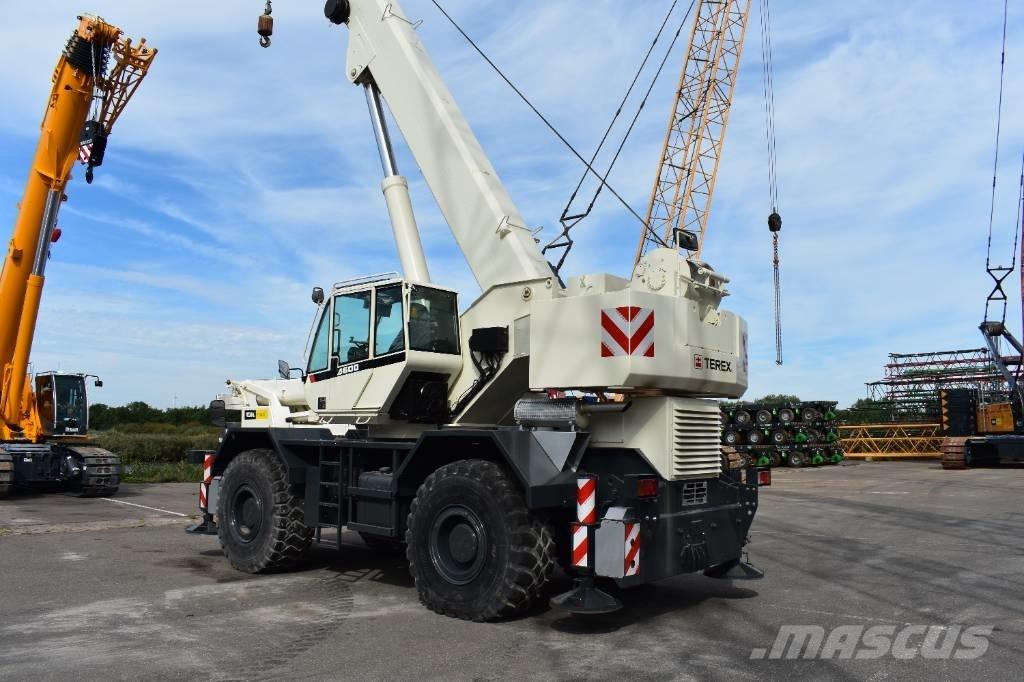 Terex A 600 Raske maastiku tõstukid