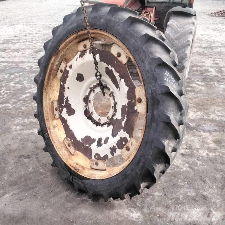 Taurus 9.5R44 Rehvid, rattad ja veljed