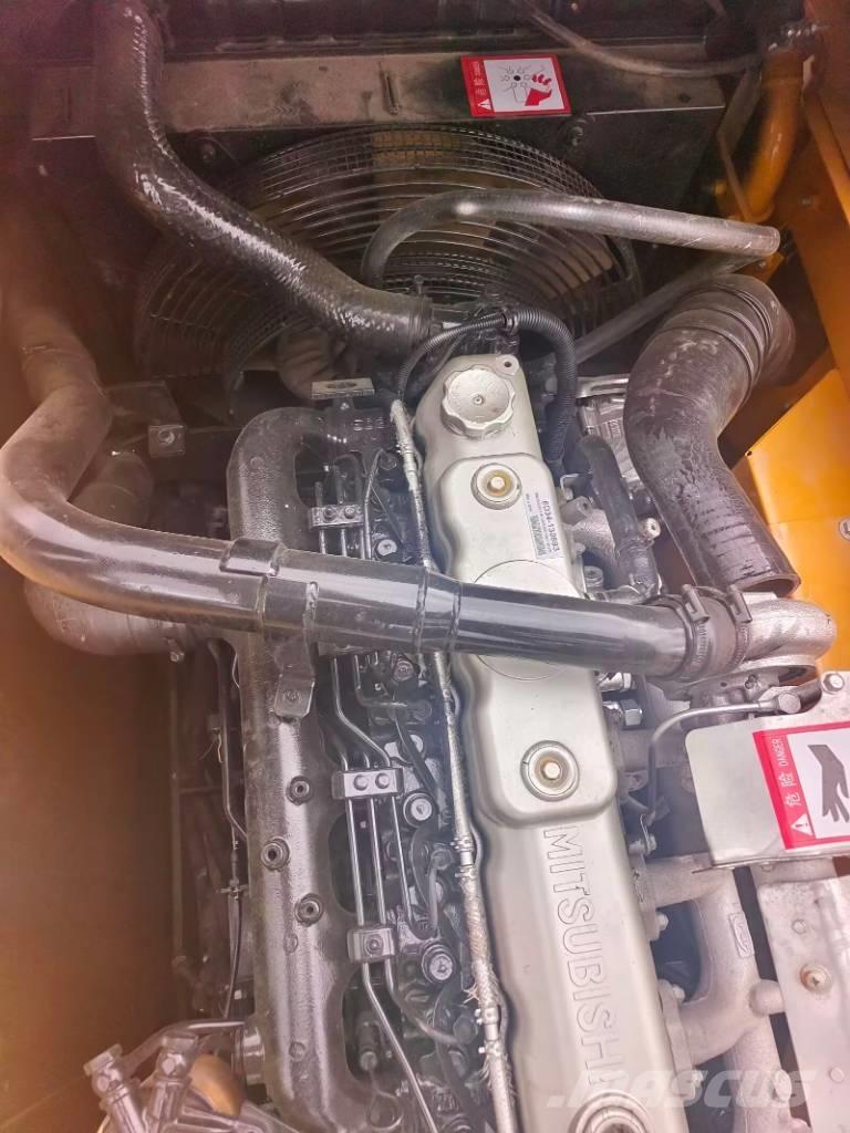 Sany SY 215 C Roomikekskavaatorid