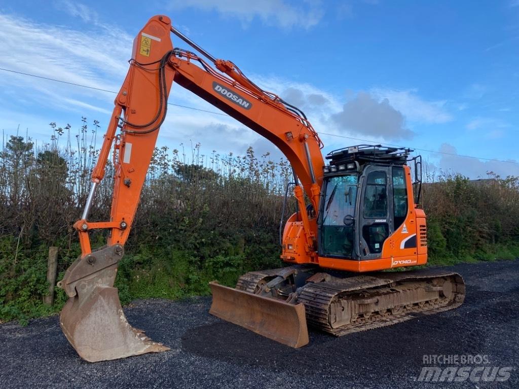 Doosan DX 140 LCR-3 Roomikekskavaatorid
