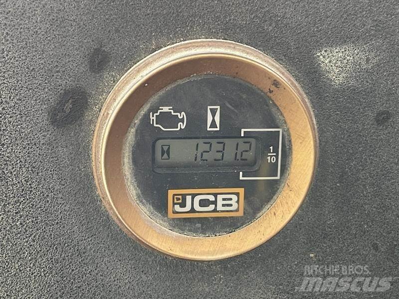 JCB 15 C - 1 Miniekskavaatorid < 7 t