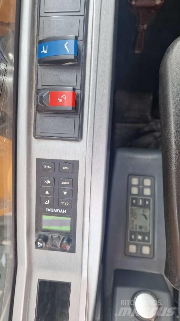 Hyundai HX 145 LCR Roomikekskavaatorid