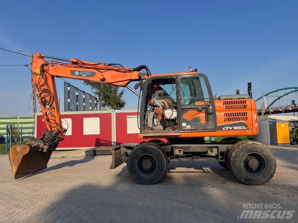 Doosan DX 160 W-3 Ratasekskavaatorid