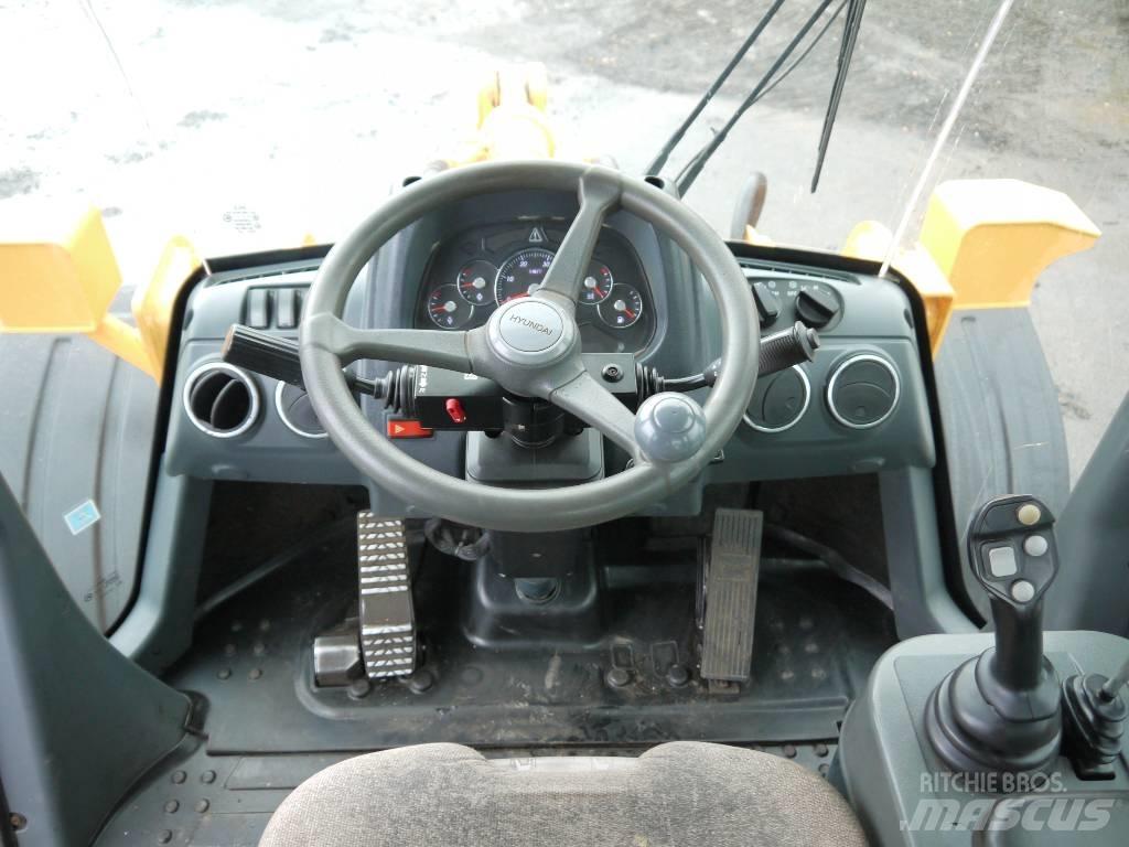 Hyundai HL 757-9A Rataslaadurid