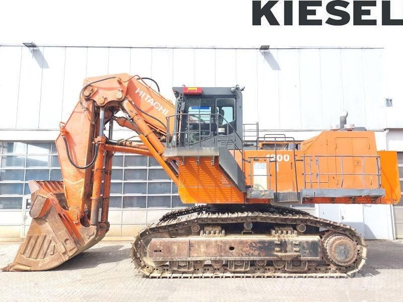 Hitachi EX 1200-6 Karjääriekskavaatorid