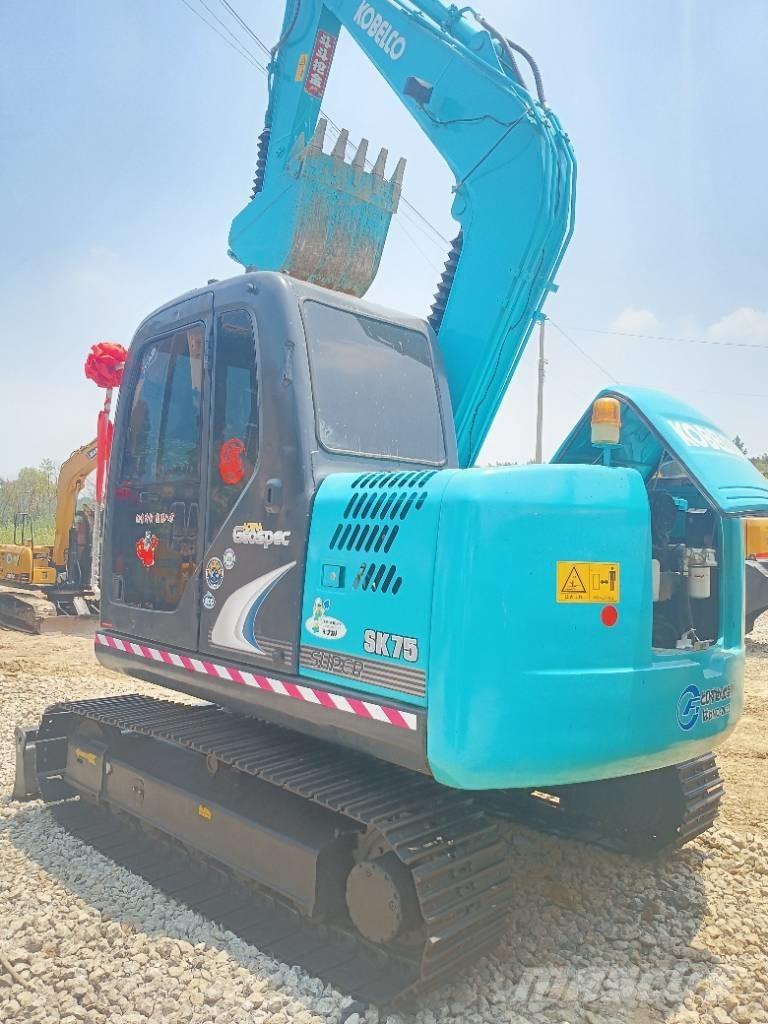Kobelco sk75-8 Roomikekskavaatorid