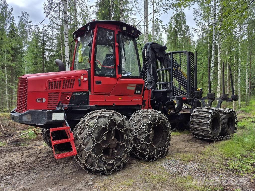 Komatsu 845 Forwarderid