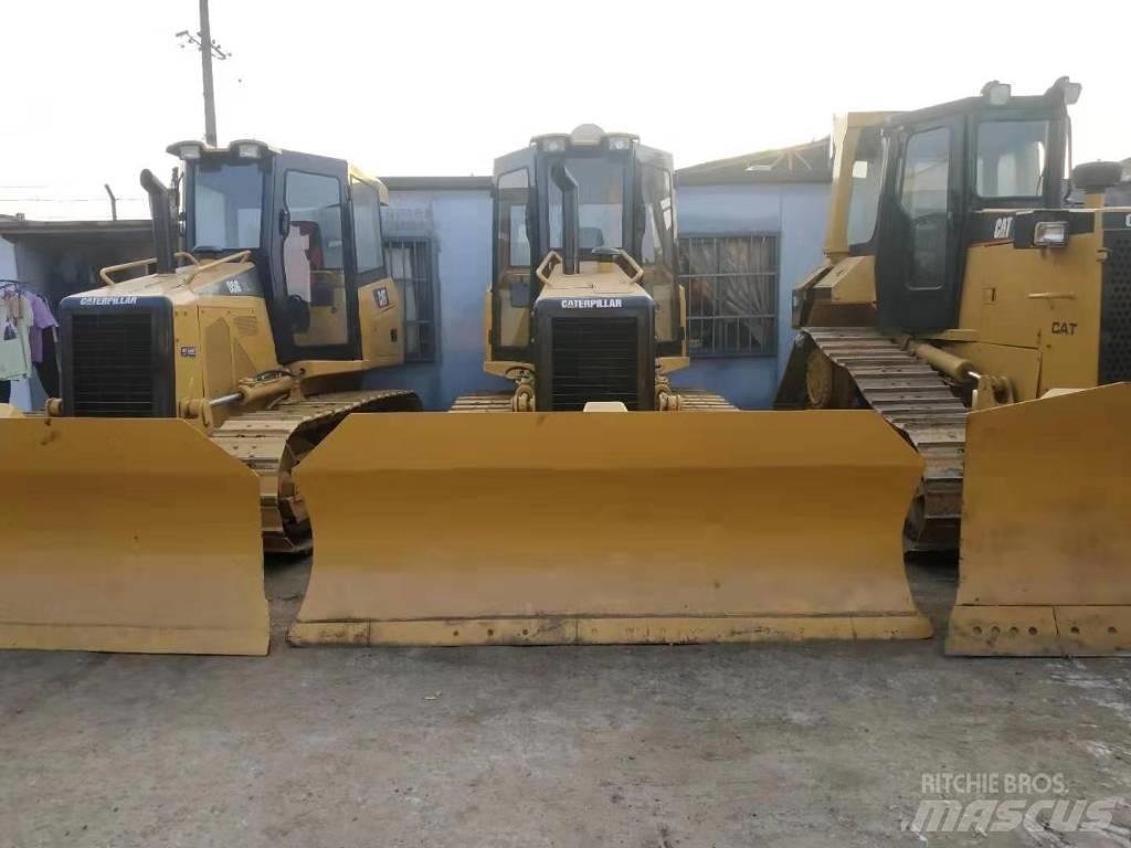 CAT D5M Buldooserid