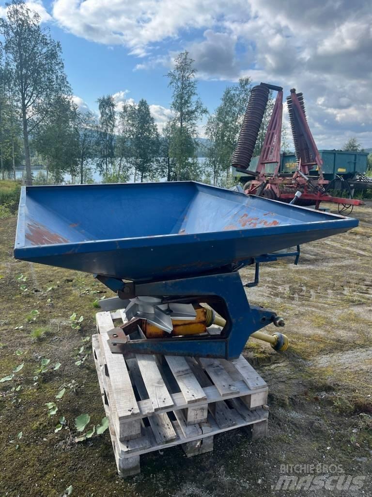 Bogballe BL600 Mineraalväetise laoturid