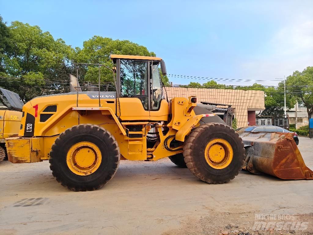 Volvo L 120 Rataslaadurid