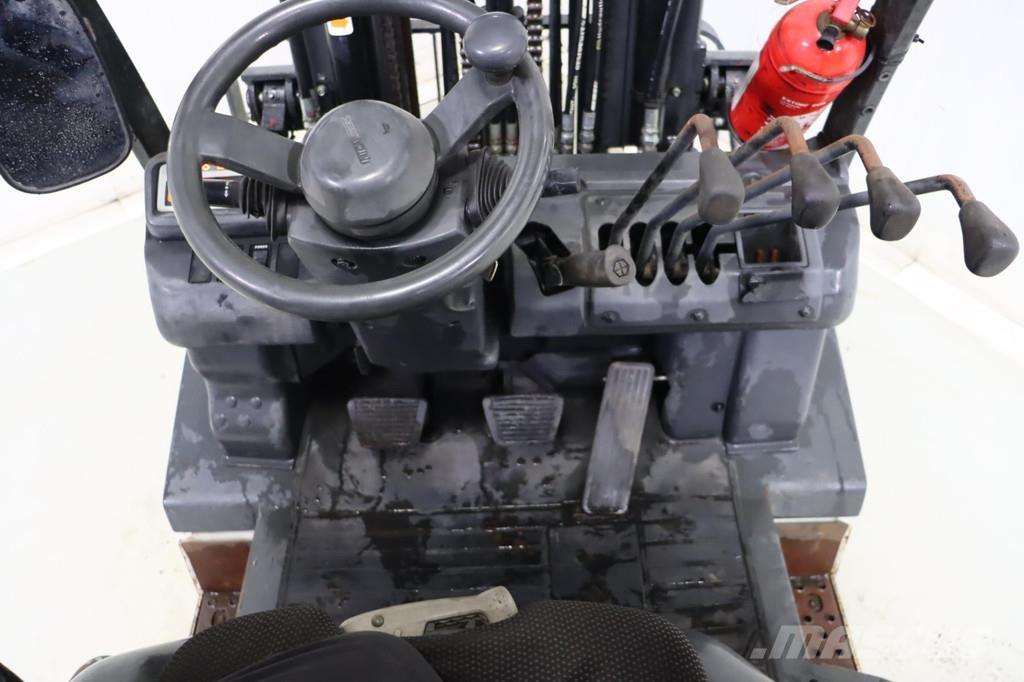 Nissan U1D2A20LQ Gaasitõstukid