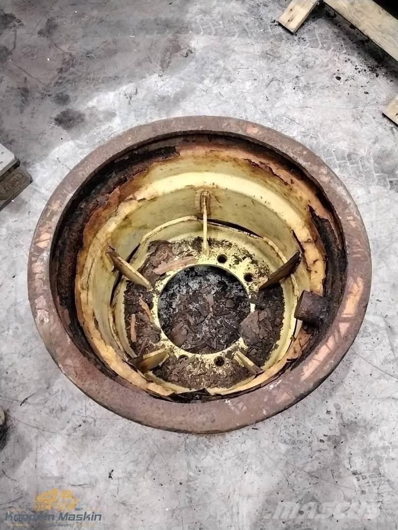 Ösa 250 20x26,5 Rehvid, rattad ja veljed