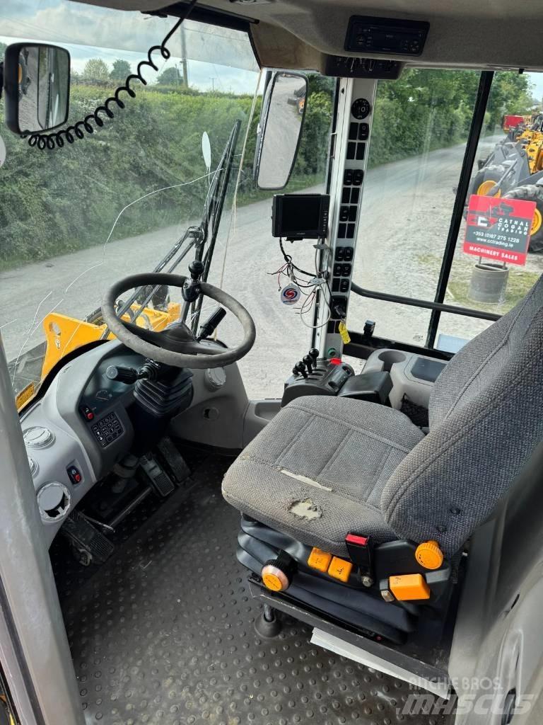 Volvo L 120 F Rataslaadurid