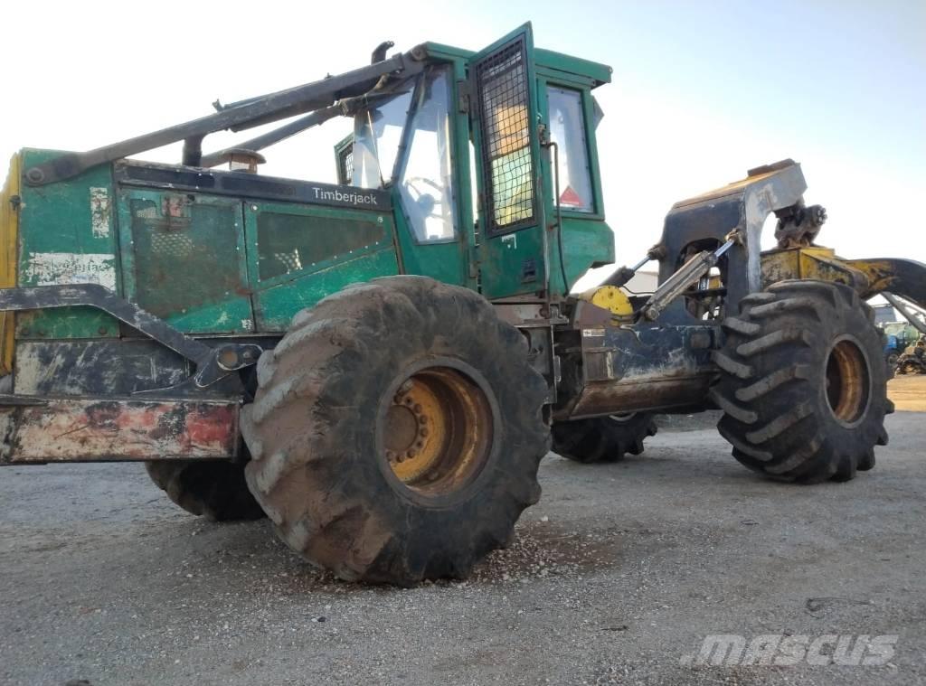Timberjack 460D Väljaveotraktorid