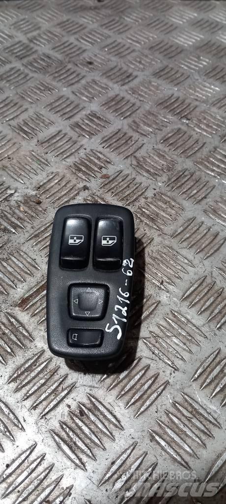 Scania R 440   1445793 Kabiinid