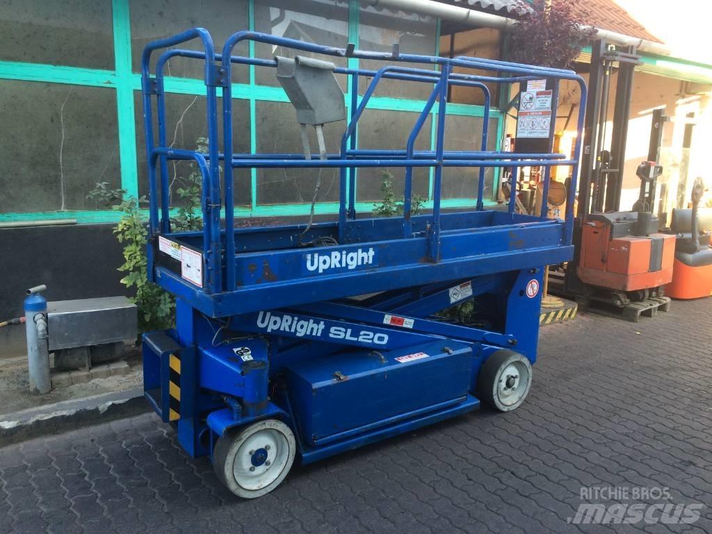 UpRight SL20    V-2784 Vertikaalsed mast tõstukid