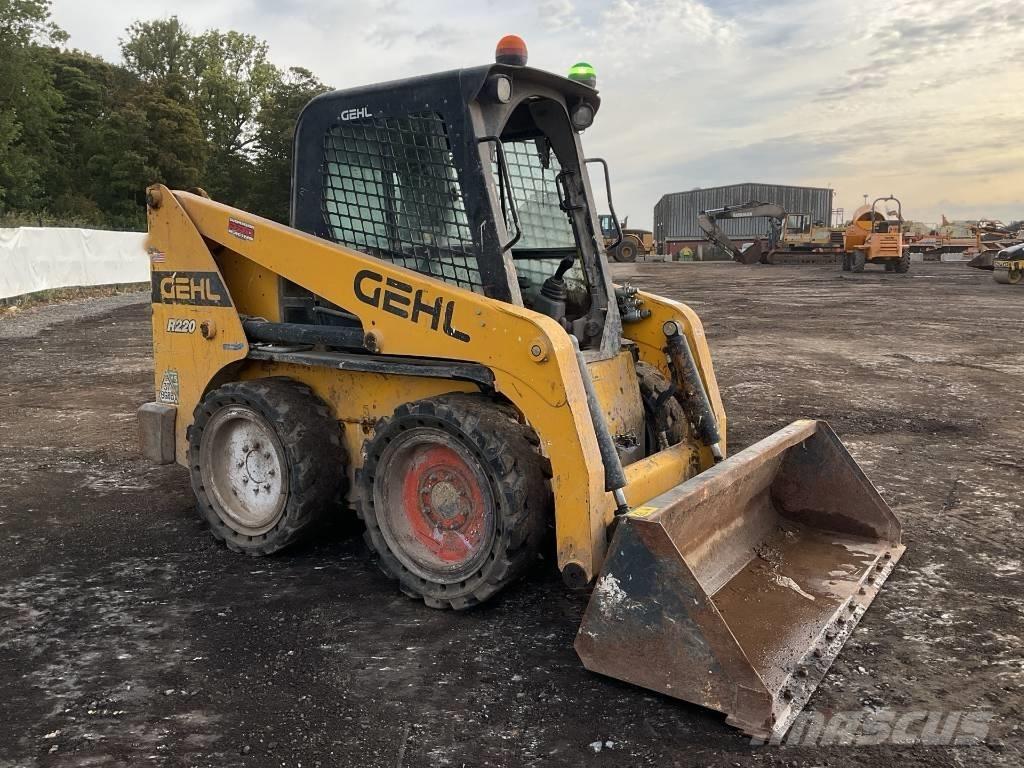 Gehl R 220 Kompaktlaadurid