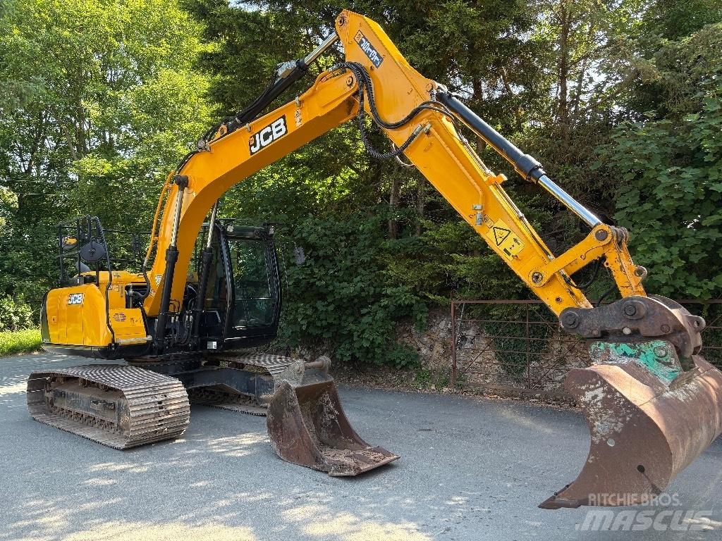 JCB JS 131 Roomikekskavaatorid
