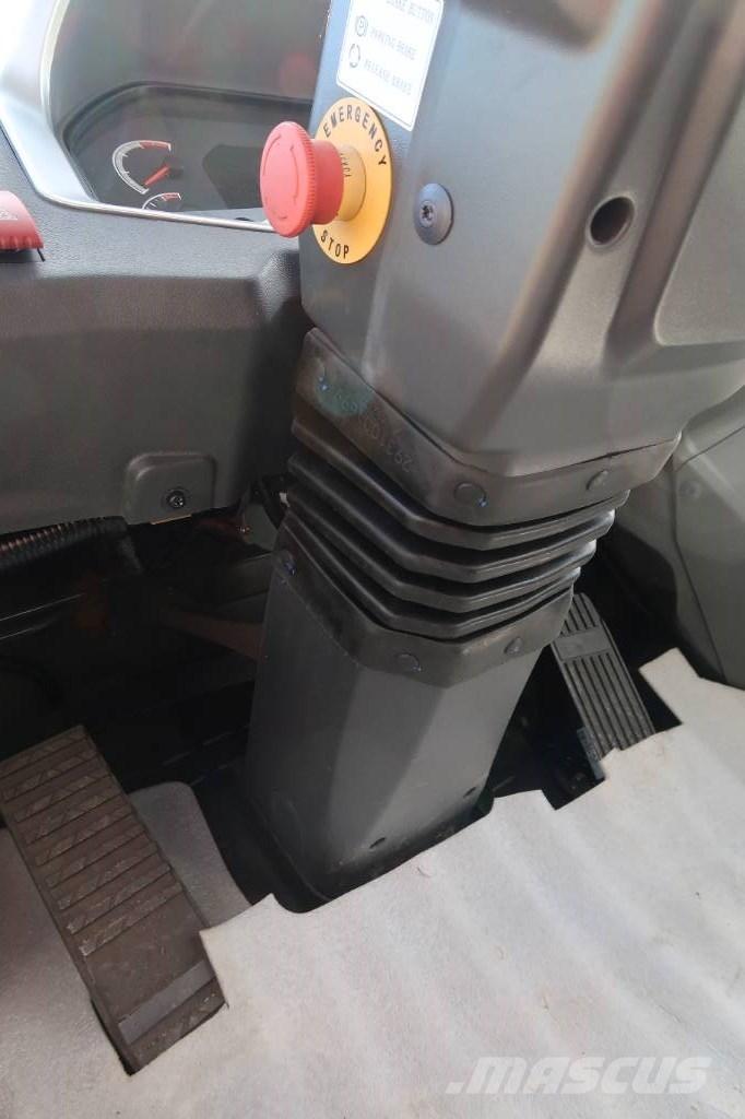 SDLG L958HEV Rataslaadurid