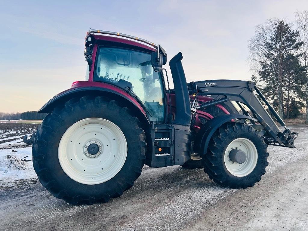 Valtra T 215 Active Traktorid
