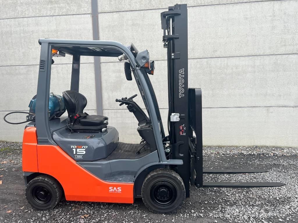 Toyota 02-8FGF15 Gaasitõstukid