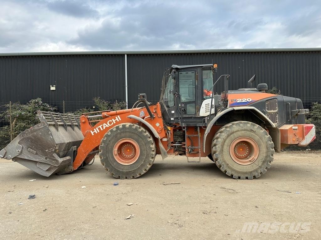Hitachi ZW 220-6 Rataslaadurid