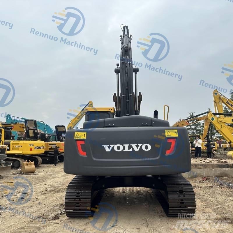 Volvo EC 240 D Roomikekskavaatorid