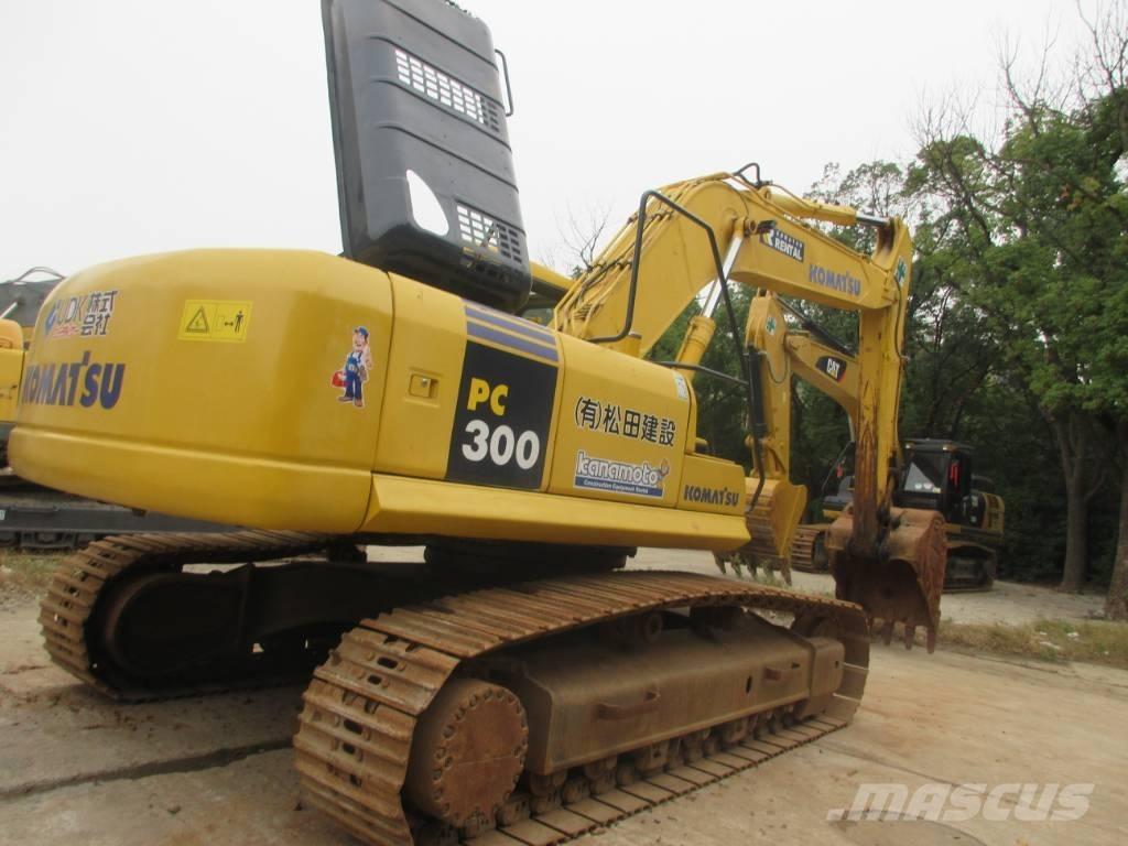 Komatsu PC 300 Roomikekskavaatorid