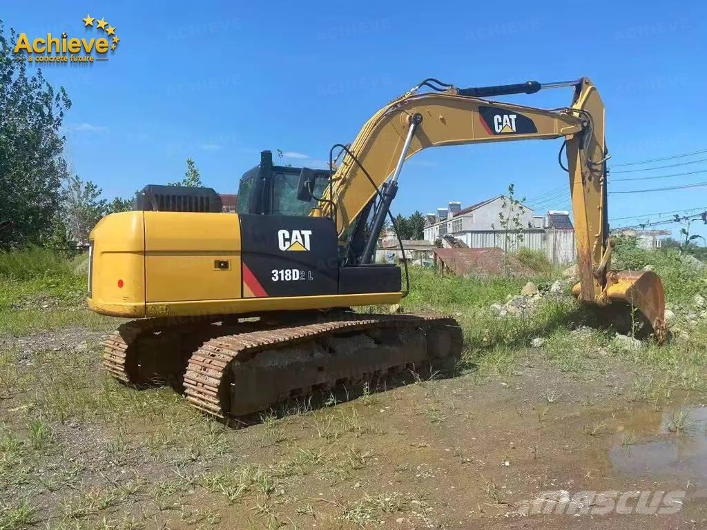 CAT 318D2L Roomikekskavaatorid