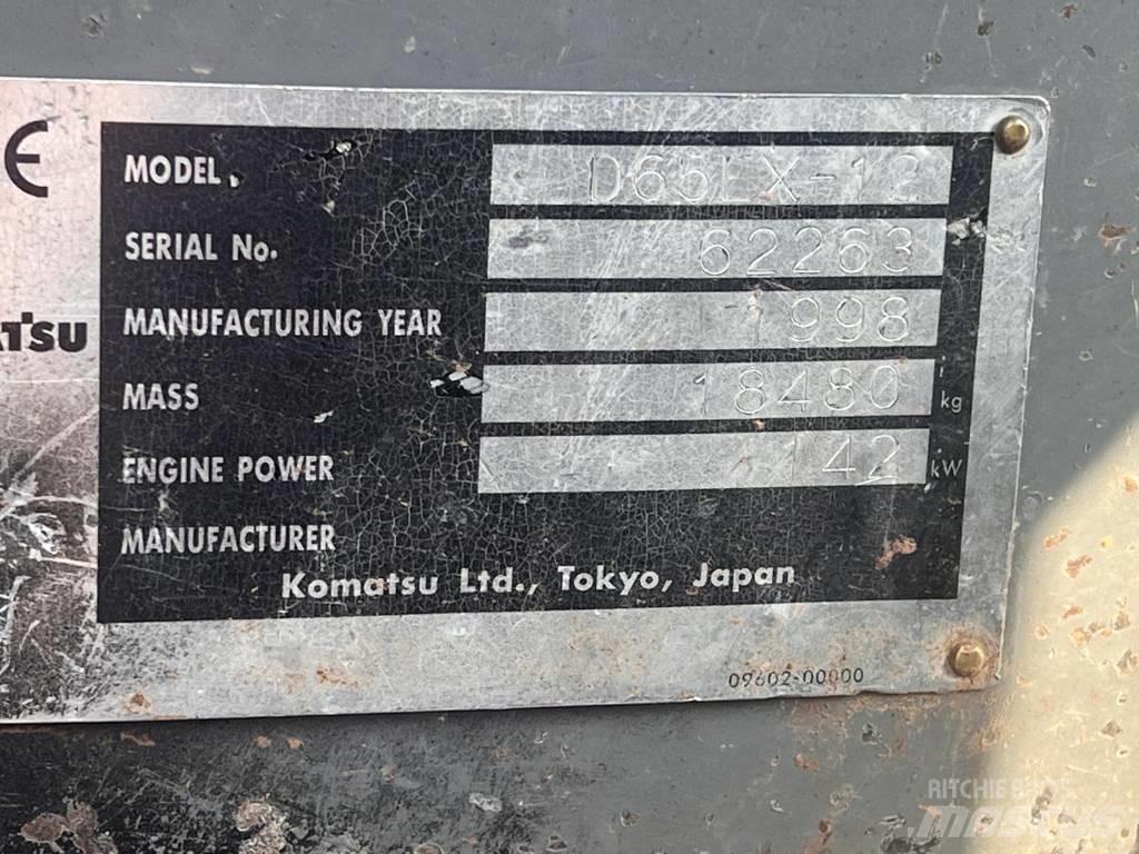Komatsu D 65 EX-12 Buldooserid