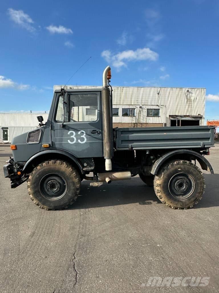 Unimog U 1400 Sadulveokid