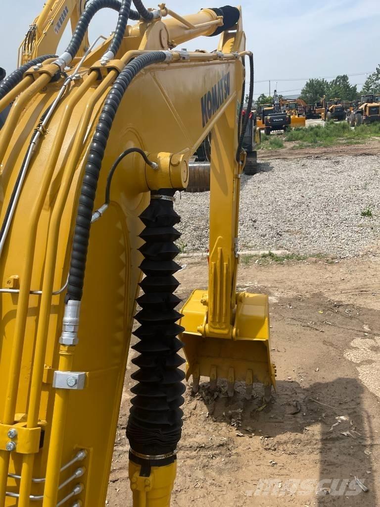 Komatsu PC 130 Roomikekskavaatorid