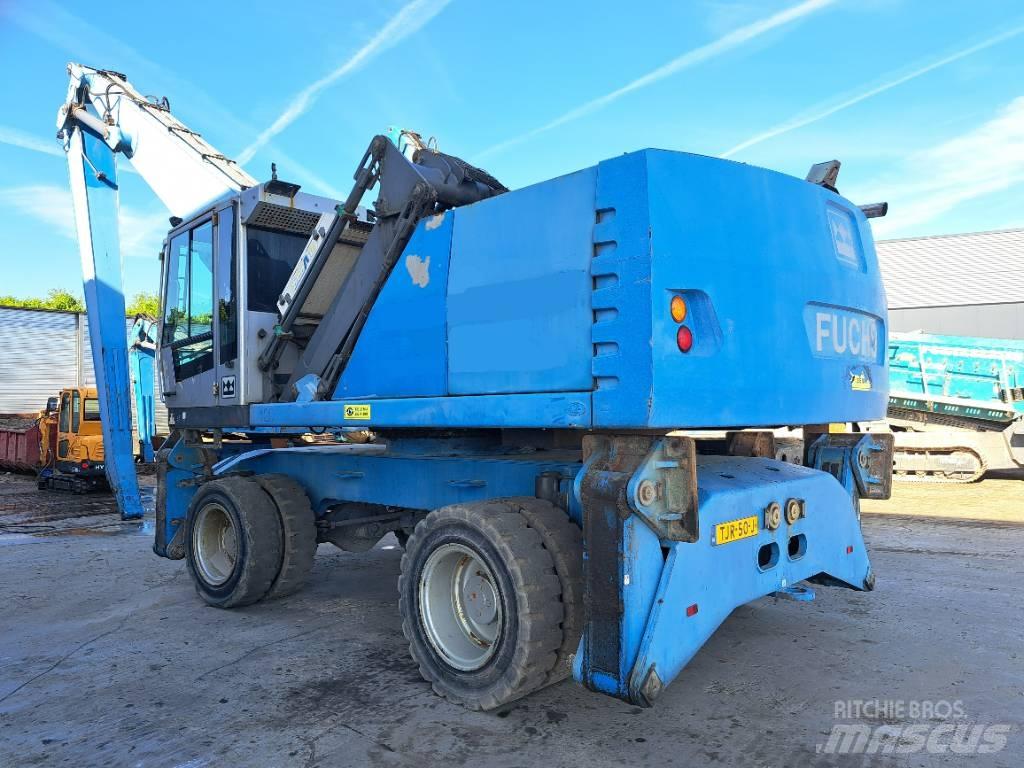 Fuchs MHL360D Materjalikäitlusmasinad
