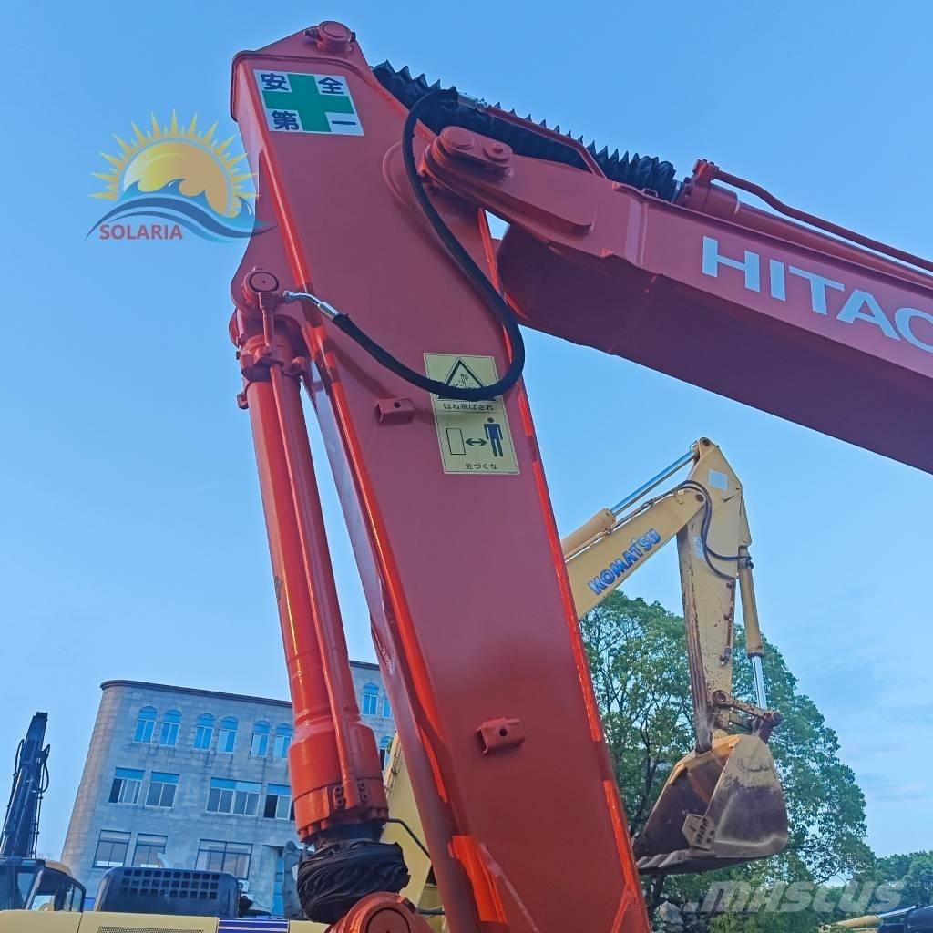 Hitachi ZX 120 Roomikekskavaatorid