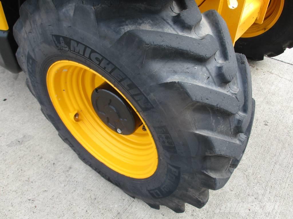 JCB 535-95 (599) Teleskooplaadurid