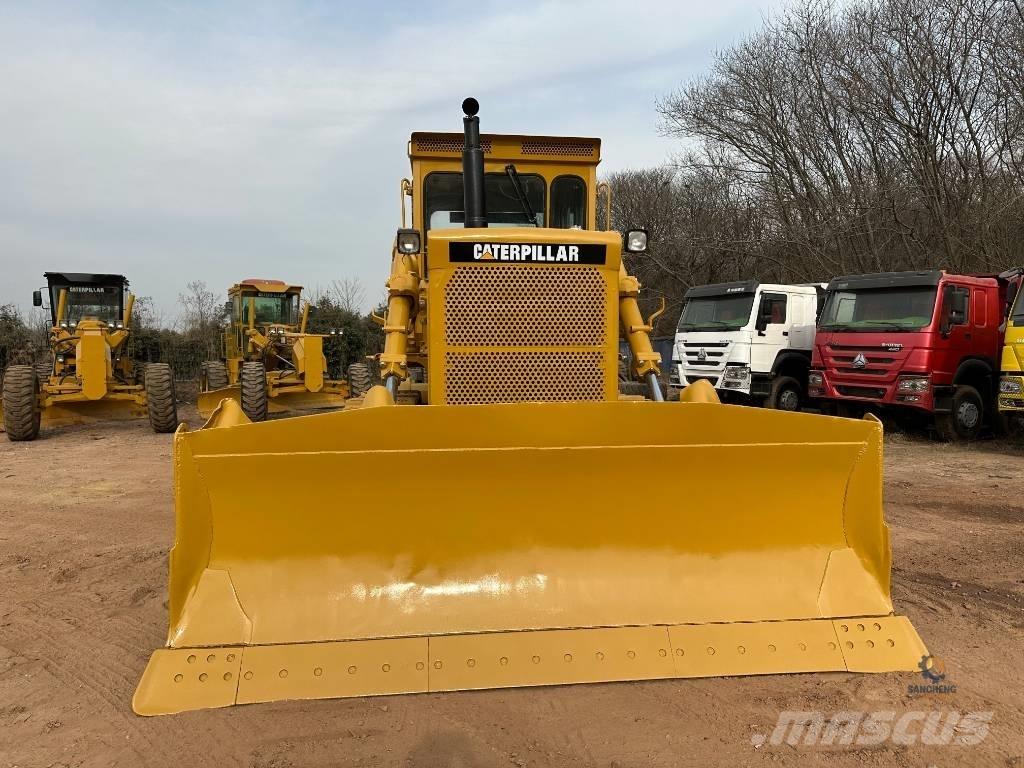 CAT D 7 G Buldooserid
