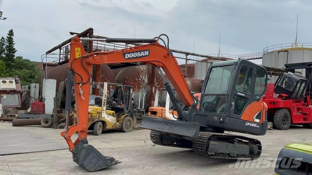 Doosan DX 55 Miniekskavaatorid < 7 t