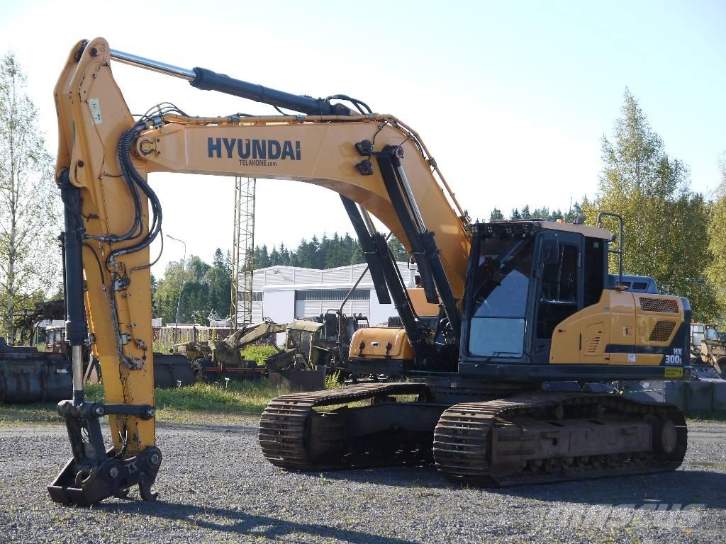 Hyundai HX 300 L Roomikekskavaatorid